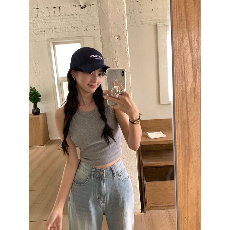 2025【舒適百搭】6款超人氣削肩背心、女生無袖背心推薦！女裝時尚 層次感穿搭必備｜PTT/Dcard嚴選